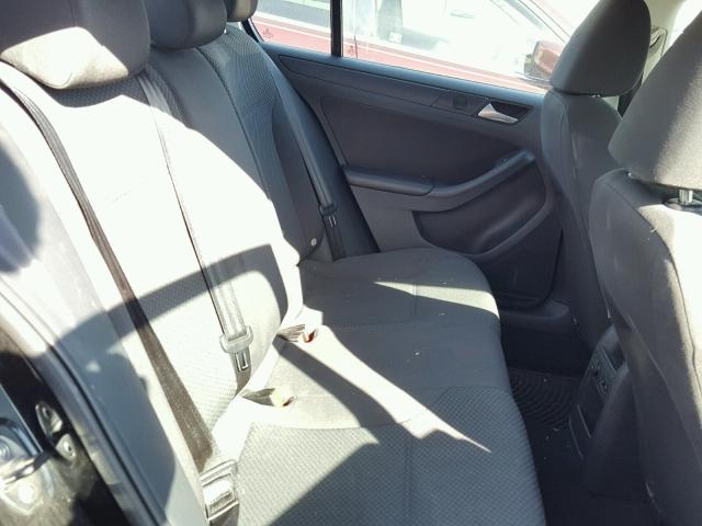 3VW2K7AJXDM265897 - 2013 VOLKSWAGEN JETTA BASE შავი ფოტო 6