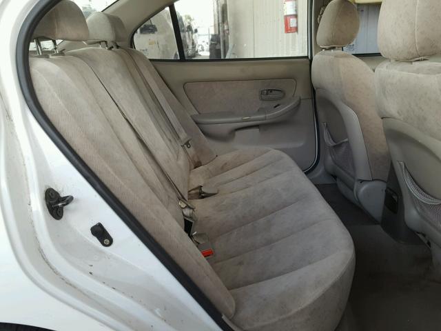 KMHDN46D55U067449 - 2005 HYUNDAI ELANTRA GL WHITE photo 6