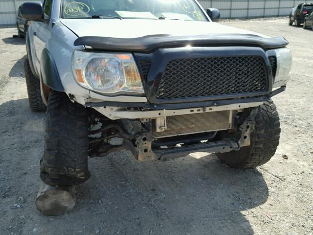 5TEPX4EN1AZ705347 - 2010 TOYOTA TACOMA SILVER photo 9