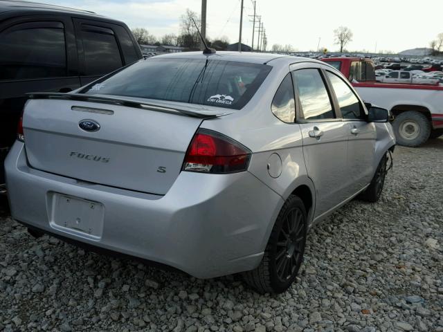 1FAHP3GN2BW147007 - 2011 FORD FOCUS SES SILVER photo 4