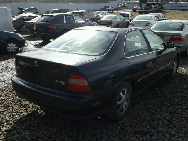 1HGCD5655SA132719 - 1995 HONDA ACCORD EX GREEN photo 4