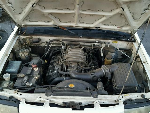 4S6CK58W9X4413327 - 1999 HONDA PASSPORT E WHITE photo 7