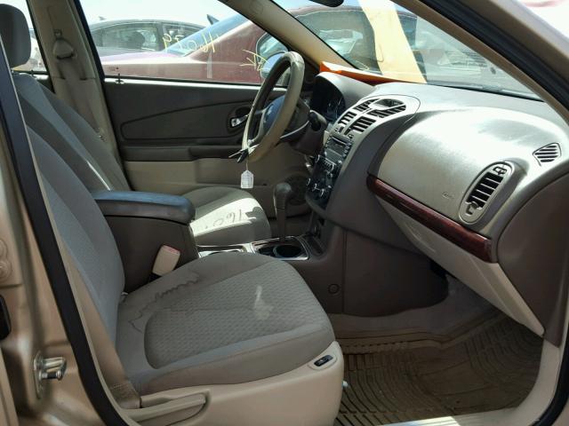 1G1ZT58N18F131175 - 2008 CHEVROLET MALIBU LT GOLD photo 5