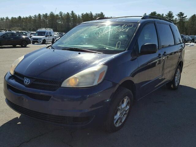 5TDBA23C64S003155 - 2004 TOYOTA SIENNA LE BLUE photo 2