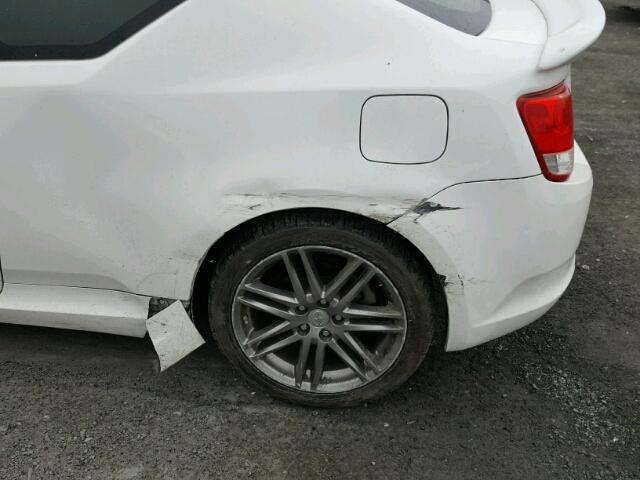 JTKJF5C71D3060326 - 2013 TOYOTA SCION TC 白色 照片 9