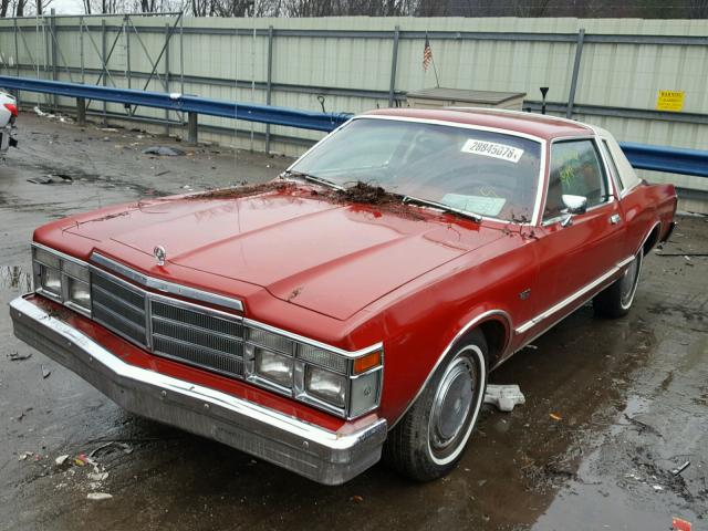 FM22D9G221066 - 1979 CHRYSLER LEBARON RED photo 2