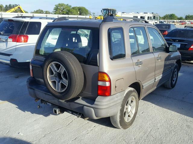 2CNBJ13C136945600 - 2003 CHEVROLET TRACKER TAN photo 4