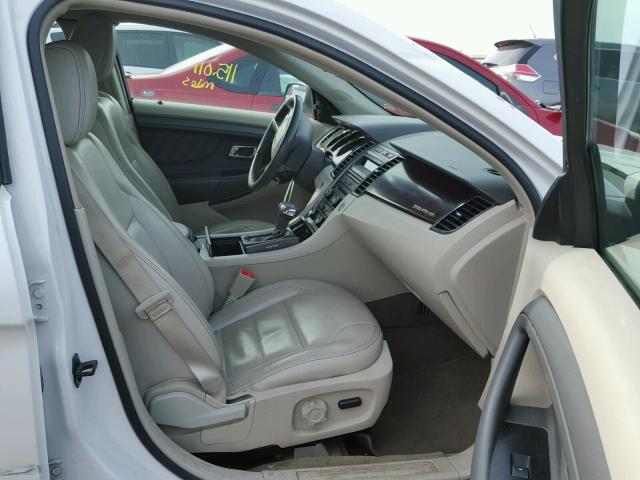 1FAHP2EW1CG112489 - 2012 FORD TAURUS SEL WHITE photo 5