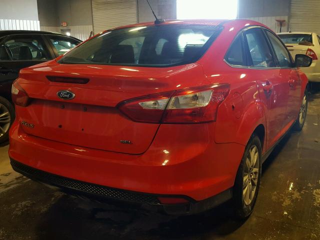 1FAHP3H29CL325065 - 2012 FORD FOCUS SEL RED photo 4