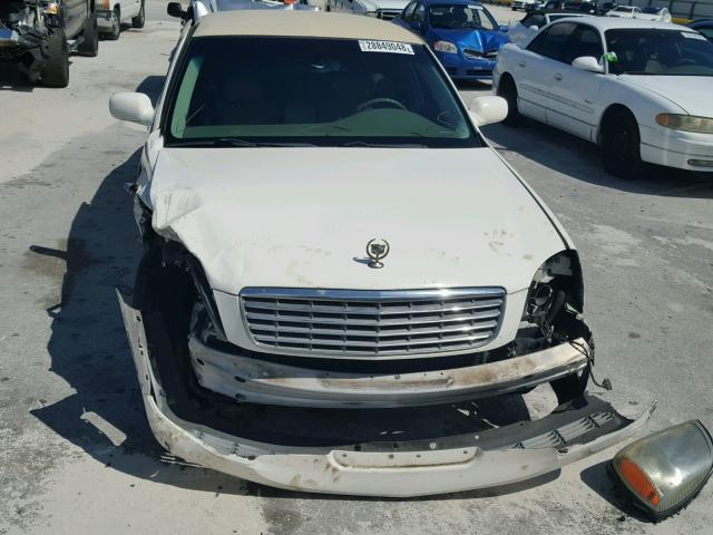 1G6KD54Y74U100625 - 2004 CADILLAC DEVILLE WHITE photo 9