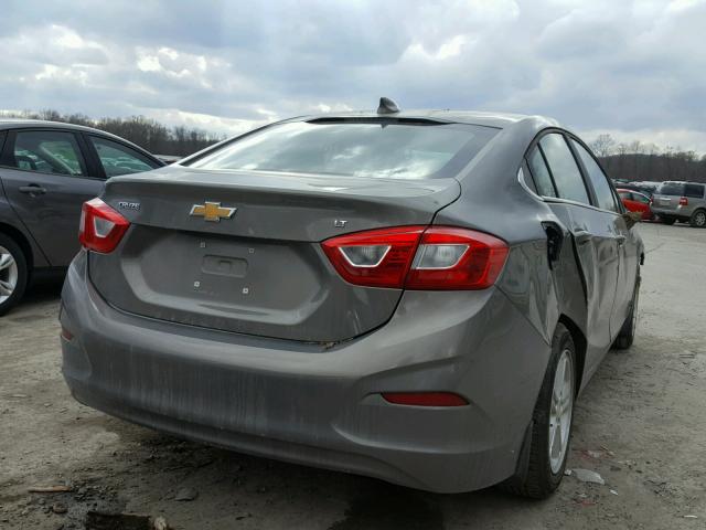 1G1BE5SM3H7267877 - 2017 CHEVROLET CRUZE LT TAN photo 4