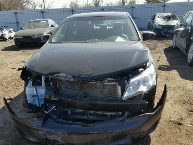 4T4BF1FK7CR269102 - 2012 TOYOTA CAMRY BASE BLACK photo 9