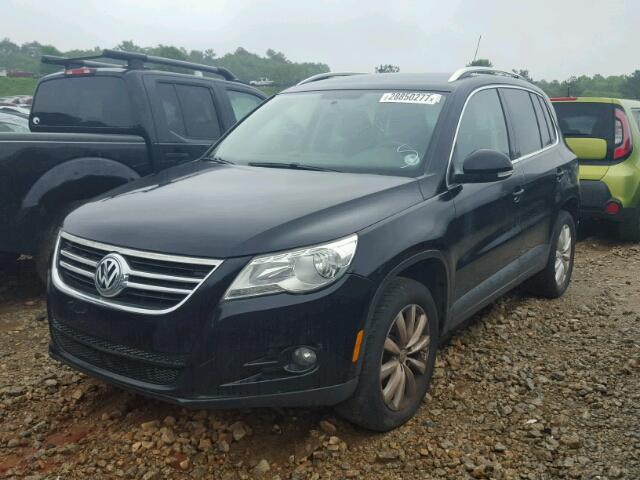 WVGAV7AX2BW525051 - 2011 VOLKSWAGEN TIGUAN S BLACK photo 2