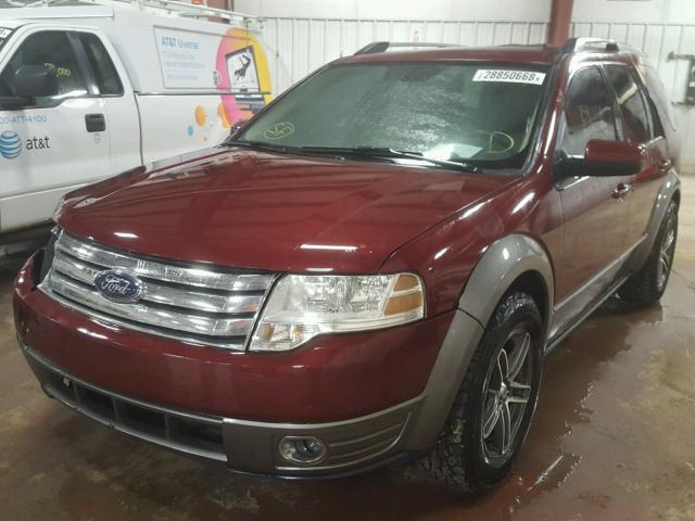 1FMDK05W08GA35502 - 2008 FORD TAURUS X S RED photo 2