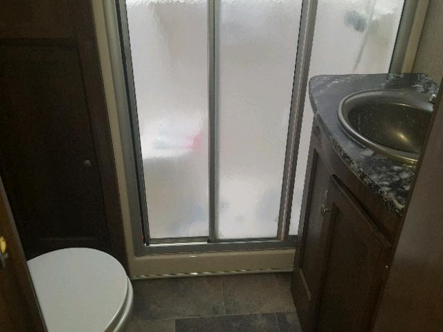 4YDF34723G1532733 - 2016 KEYSTONE SPRINTER TWO TONE photo 6