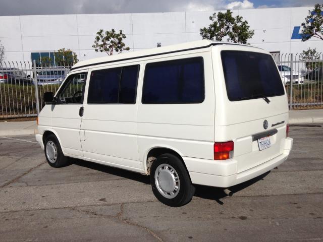 WV2MD0709PH115396 - 1993 VOLKSWAGEN EUROVAN MV WHITE photo 4