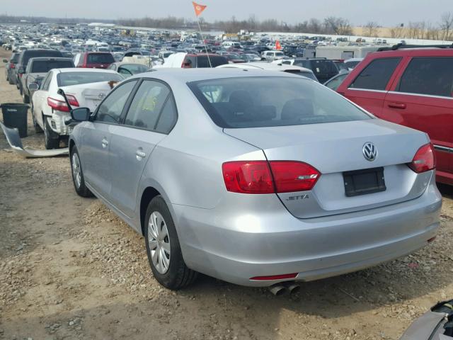 3VW2K7AJ0EM207766 - 2014 VOLKSWAGEN JETTA BASE ვერცხლისფერი ფოტო 3