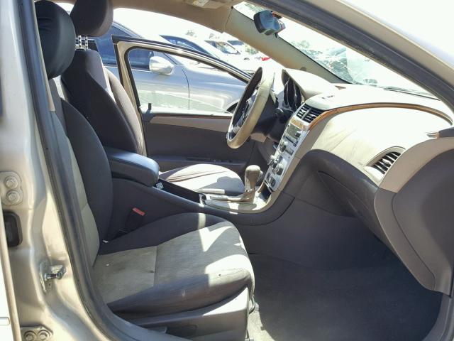 1G1ZC5E17BF151505 - 2011 CHEVROLET MALIBU 1LT 金色 照片 5