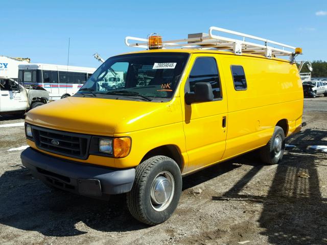 1FTSS34L86DA90900 - 2006 FORD ECONOLINE YELLOW photo 2