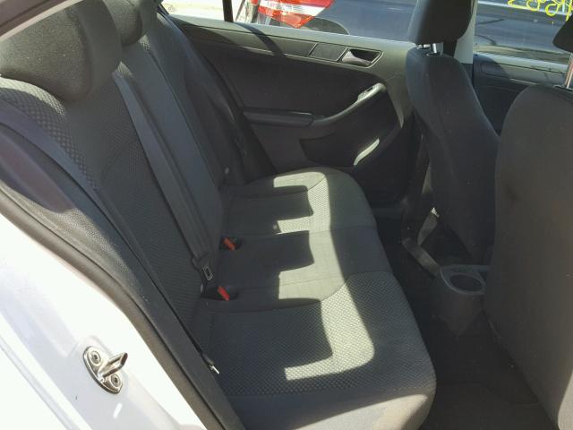 3VW2K7AJ1DM362020 - 2013 VOLKSWAGEN JETTA BASE 白色 照片 6