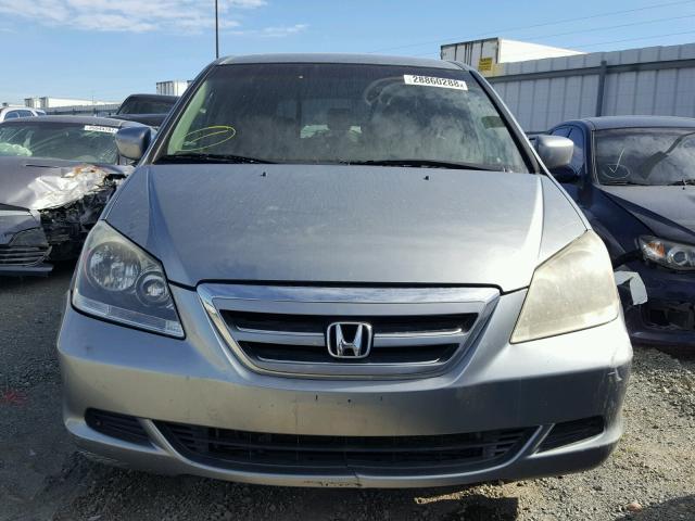 5FNRL38477B007370 - 2007 HONDA ODYSSEY EX GRAY photo 9