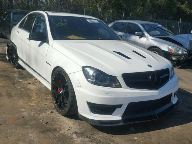 WDDGF7HB2EG223091 - 2014 MERCEDES-BENZ C 63 AMG WHITE photo 1