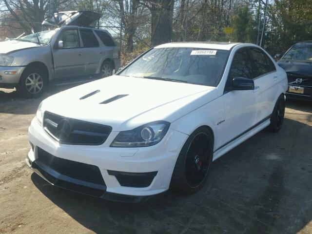 WDDGF7HB2EG223091 - 2014 MERCEDES-BENZ C 63 AMG WHITE photo 2