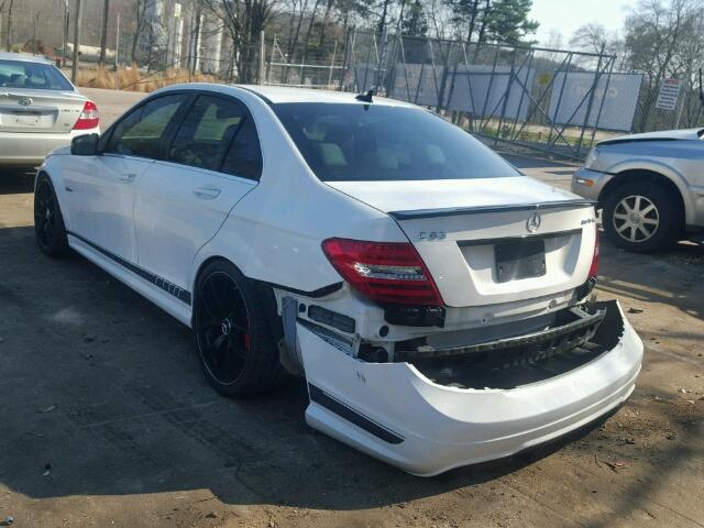 WDDGF7HB2EG223091 - 2014 MERCEDES-BENZ C 63 AMG WHITE photo 3