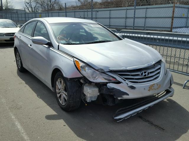 5NPEB4AC3DH703178 - 2013 HYUNDAI SONATA GLS SILVER photo 1