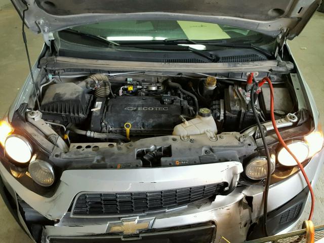 1G1JA5SH7G4103526 - 2016 CHEVROLET SONIC LS SILVER photo 7