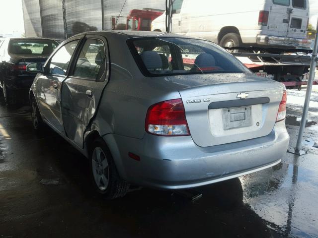KL1TD52635B338978 - 2005 CHEVROLET AVEO BASE Srebrny zdjęcie 3