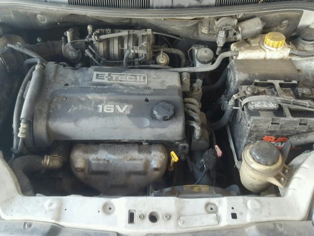 KL1TD52635B338978 - 2005 CHEVROLET AVEO BASE Srebrny zdjęcie 7