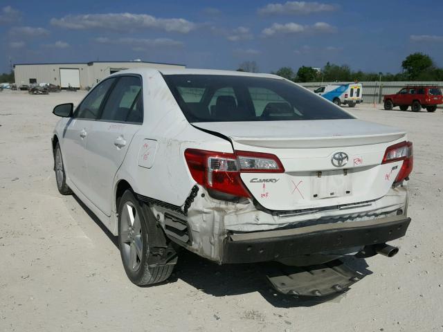 4T1BF1FK3CU594050 - 2012 TOYOTA CAMRY BASE WHITE photo 3