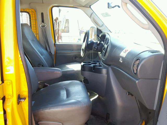 1FTSS34L08DA10170 - 2008 FORD ECONOLINE YELLOW photo 5