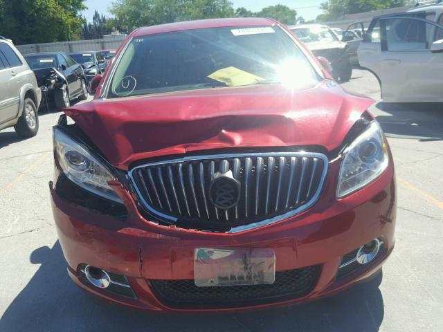 1G4PP5SK4D4209306 - 2013 BUICK VERANO RED photo 9