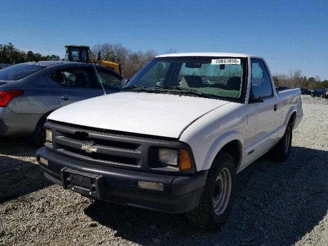 1GCCS1449TK139806 - 1996 CHEVROLET S TRUCK S1 WHITE photo 2