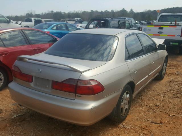 1HGCG1657YA092913 - 2000 HONDA ACCORD EX GOLD photo 4