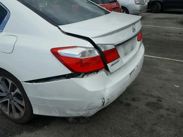 1HGCR2F59EA208480 - 2014 HONDA ACCORD SPO WHITE photo 9