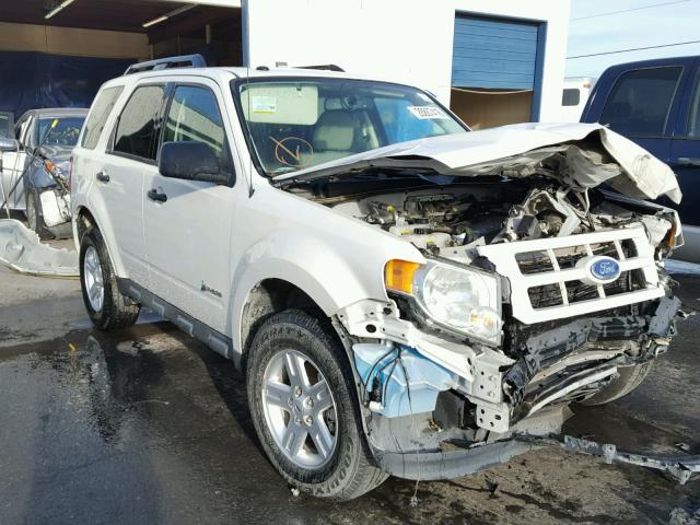 1FMCU5K39BKC06443 - 2011 FORD ESCAPE HYB WHITE photo 1