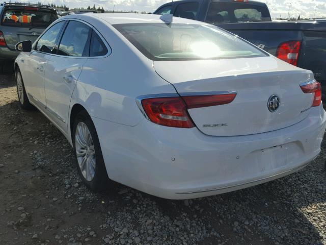 1G4ZP5SZ9JU121868 - 2018 BUICK LACROSSE E WHITE photo 3