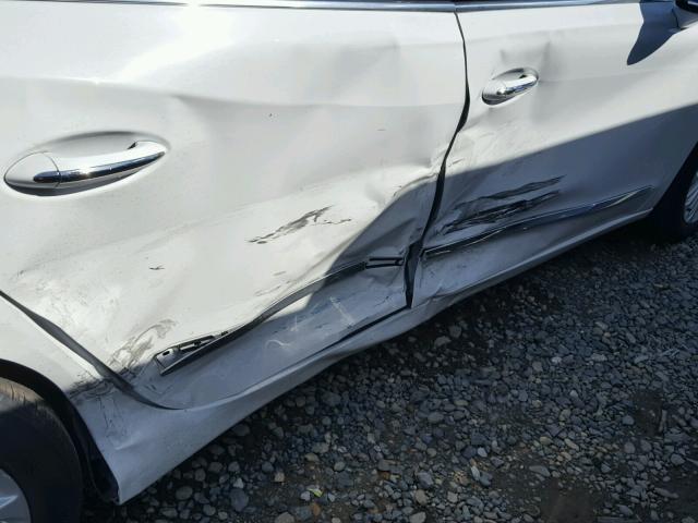 1G4ZP5SZ9JU121868 - 2018 BUICK LACROSSE E 白色 照片 9