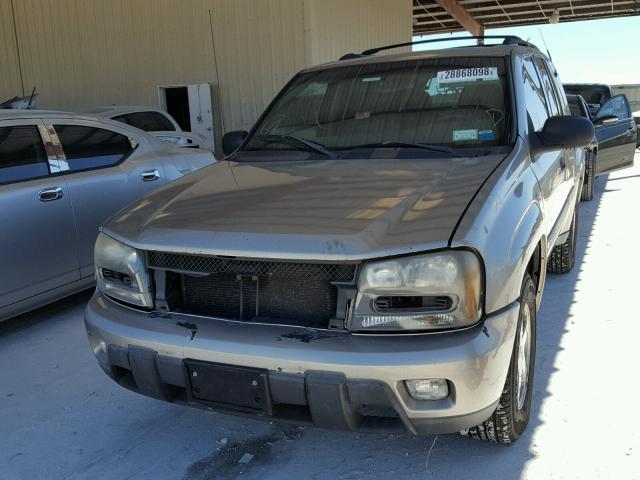 1GNDS13S722160552 - 2002 CHEVROLET TRAILBLAZE TAN photo 2