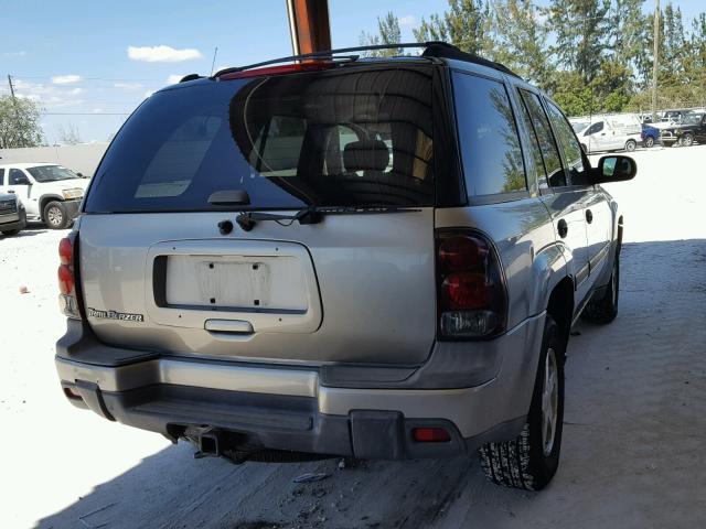 1GNDS13S722160552 - 2002 CHEVROLET TRAILBLAZE TAN photo 4