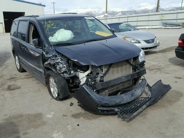 2C4RC1BG2DR630323 - 2013 CHRYSLER TOWN & COU BLUE photo 1