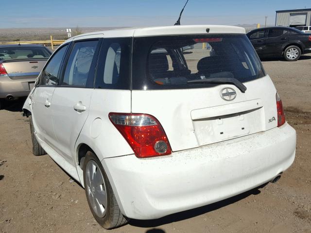 JTKKT624060138285 - 2006 TOYOTA SCION XA WHITE photo 3