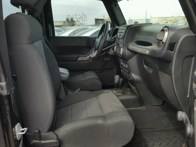 1C4AJWAG2CL252917 - 2012 JEEP WRANGLER S BLACK photo 5