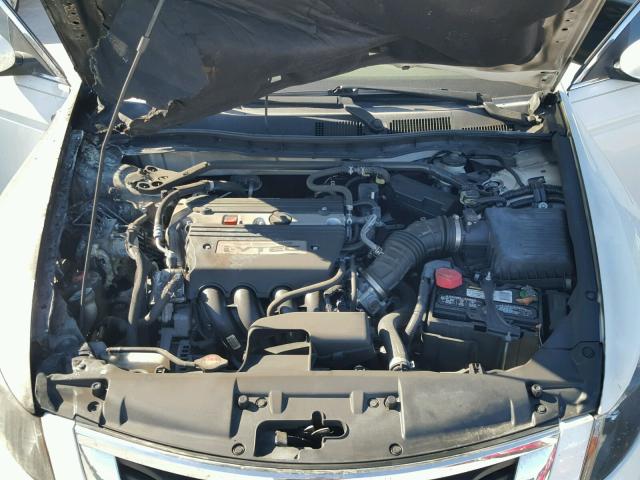 1HGCP26889A044385 - 2009 HONDA ACCORD EXL WHITE photo 7