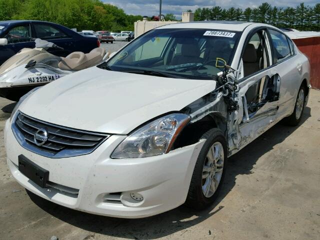 1N4AL2AP1BC181409 - 2011 NISSAN ALTIMA BAS WHITE photo 2