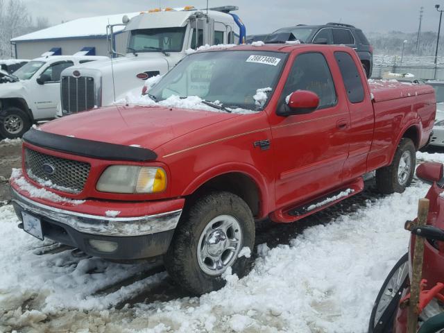 1FTRX18L4YNB41899 - 2000 FORD F150 RED photo 2