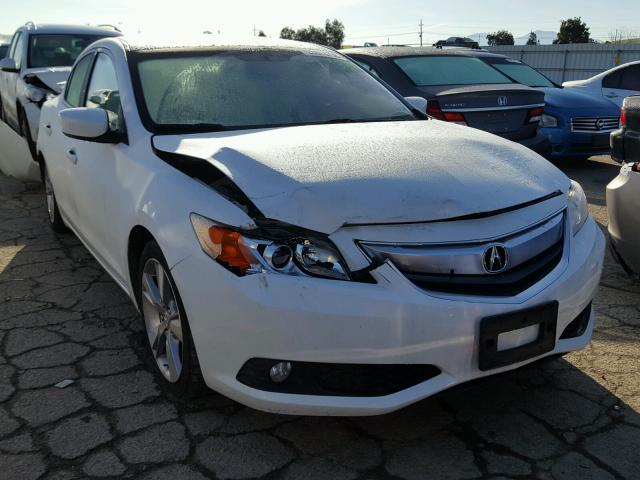 19VDE1F72DE011083 - 2013 ACURA ILX 20 TEC WHITE photo 1